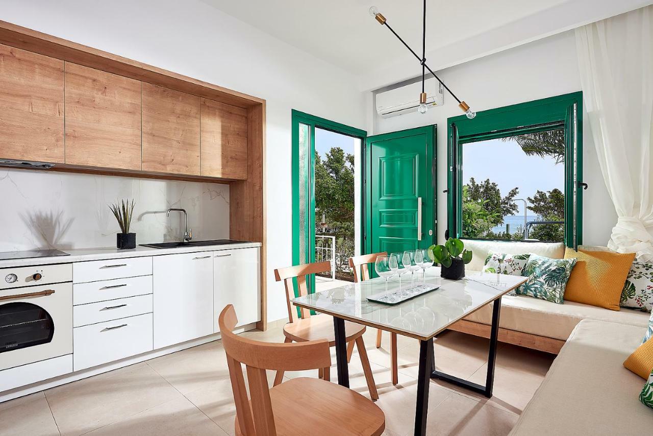 Beachfront Villa On Crete - Kirvas, Member Of Pelagaios Villas 코츠나리 외부 사진